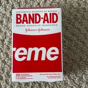Supreme / J&J Band-Aids 🩹 S/S ‘19 Week 2